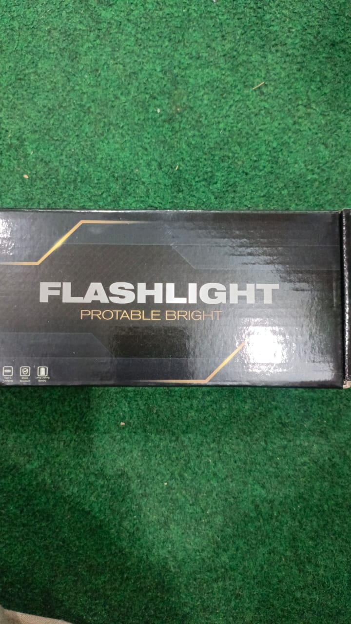 Portable LED flashlight, 3 light intensity modes, USB, - Image 5