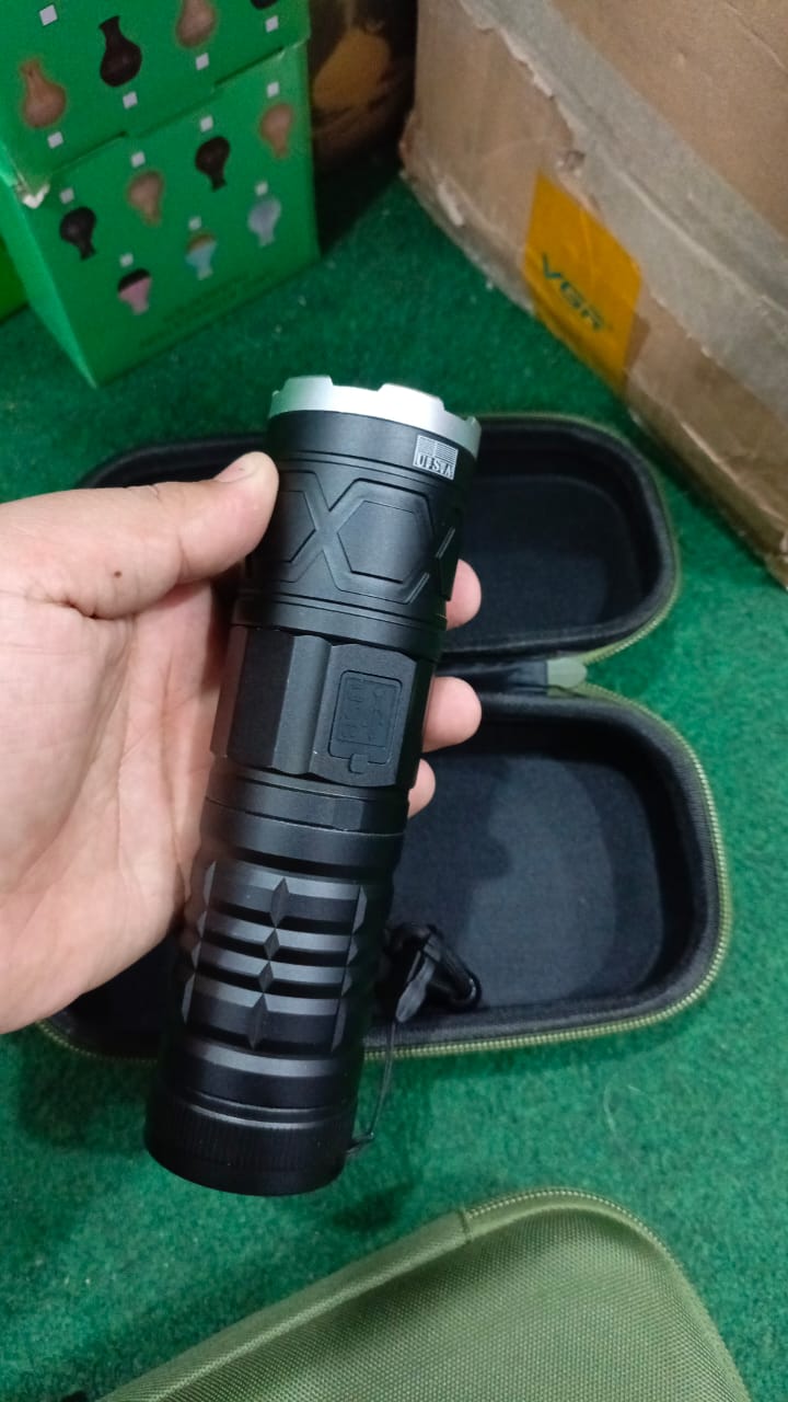 P-90 Xball Multifunctional 2Km Range Flashlight - Image 5