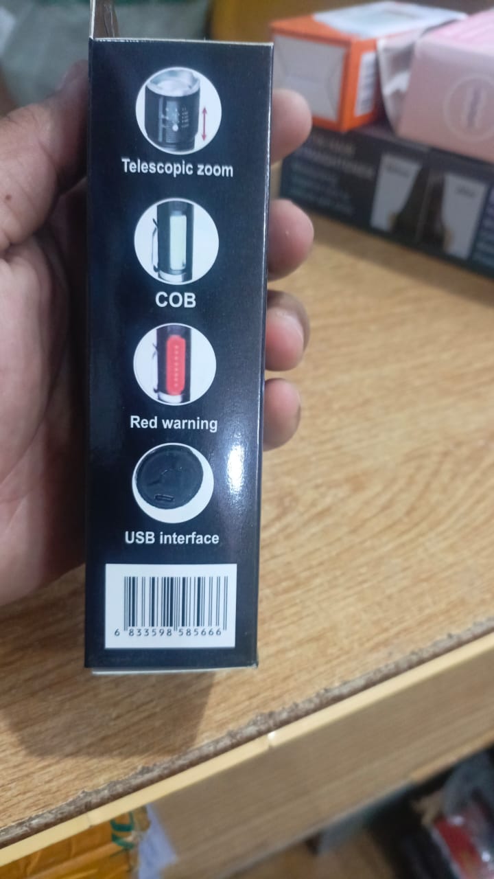 P50 super light rechargeable flashlight - Super bright Led Light - zoomable Rechargeable torch 3 mode - Image 4