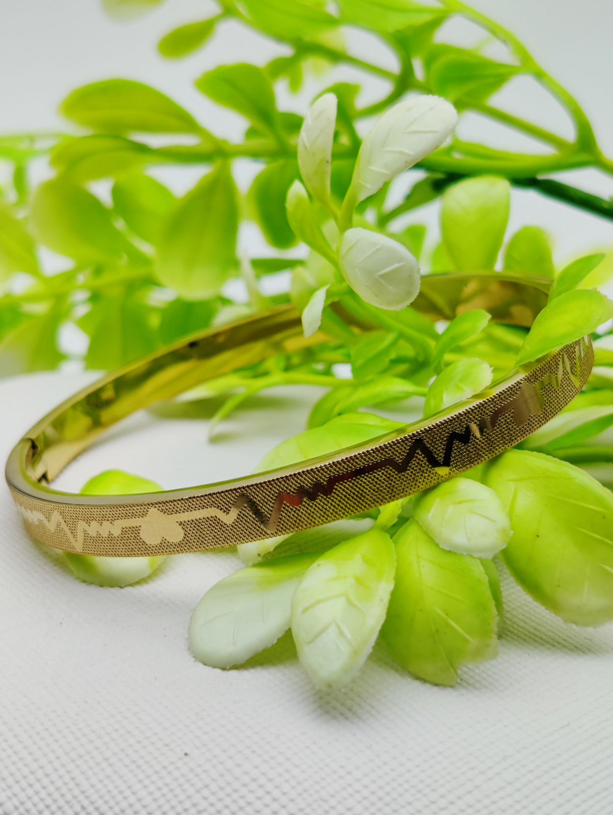 Adjustable Premium Heartbeat-Engraved Adjustable Cartier-Inspired Gold Bracelets | Bracelet For Every Occasion | Elegant Design ? - Image 2