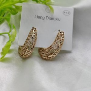 Imported Elegant Crystal Flower Dangle Earrings Graceful & Stylish - Luxurious Gold Finish