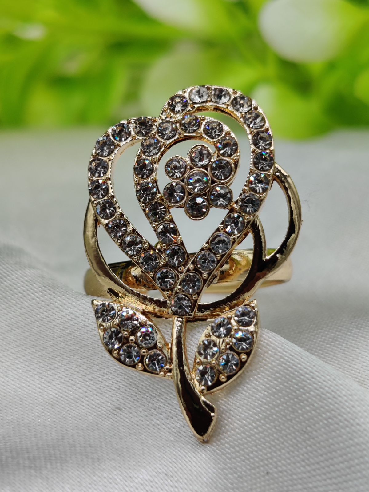 1 Piece Imported Sparkling Floral Elegance Adjustable Ring - Image 2