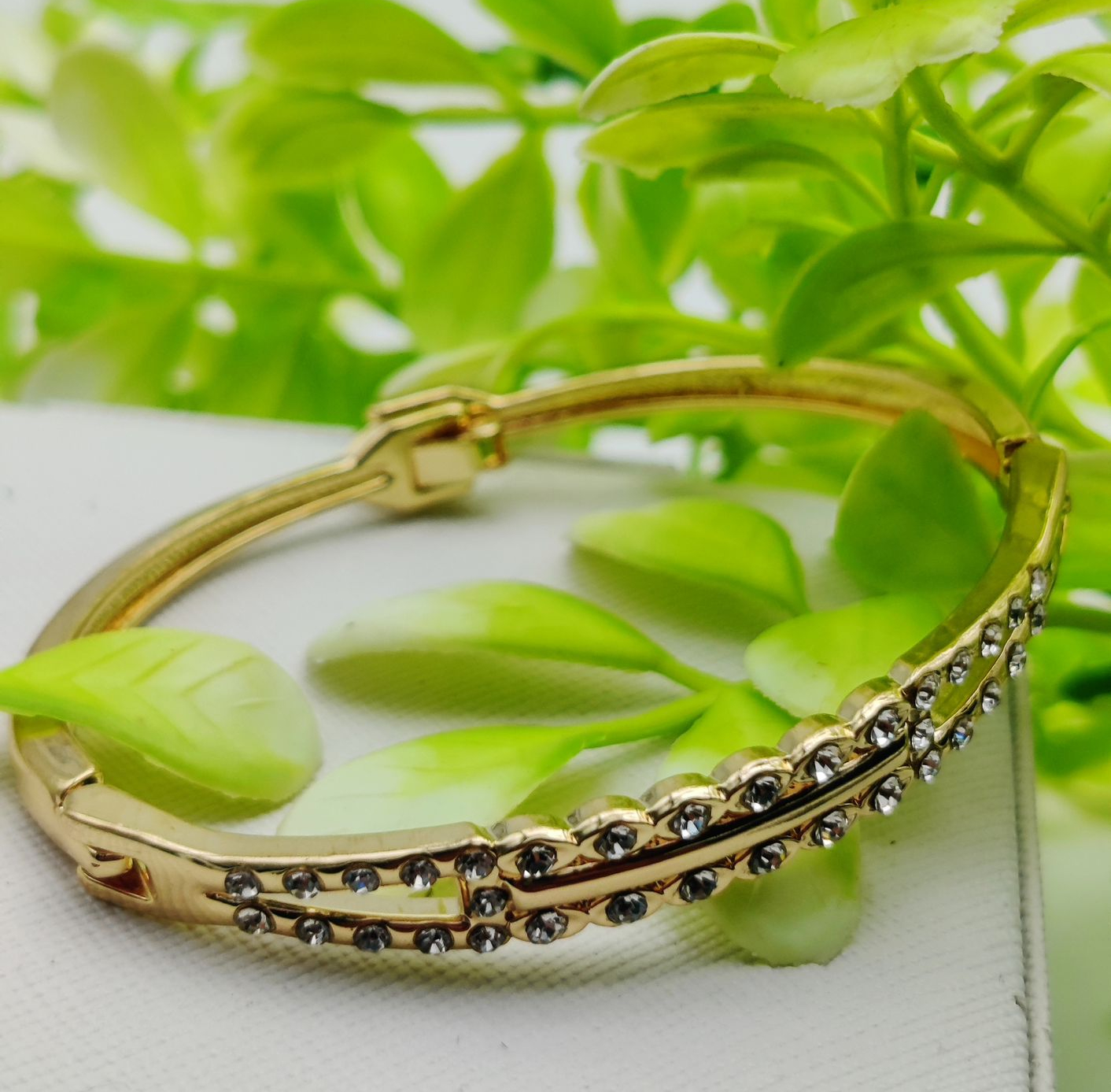 Imported Adjustable Crystal Bracelet Dazzle in Elegance | Bracelet For Every Occasion | Elegant Design