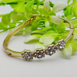 Sparkling Floral Adjustable Bracelet | Imported Elegance for Every Occasion | Elegant Design