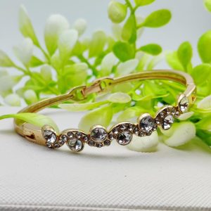 Enchanting Imported Adjustable Crystal Bracelet for Effortless Elegance | Imported Glamour for Every Occasion