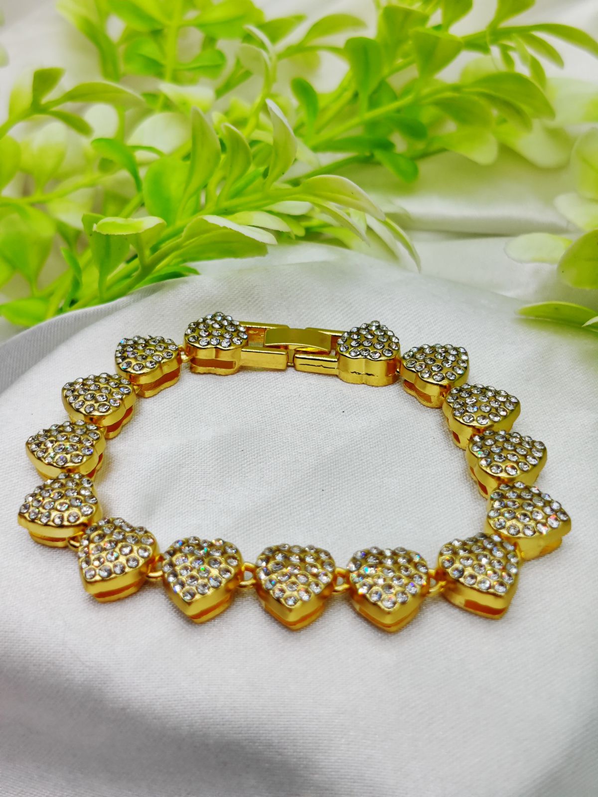 1 Piece Imported Exquisite Adjustable Heart Crystal Bracelet Imported Elegance | Bracelet For Every Occasion | Elegant Design - Image 2