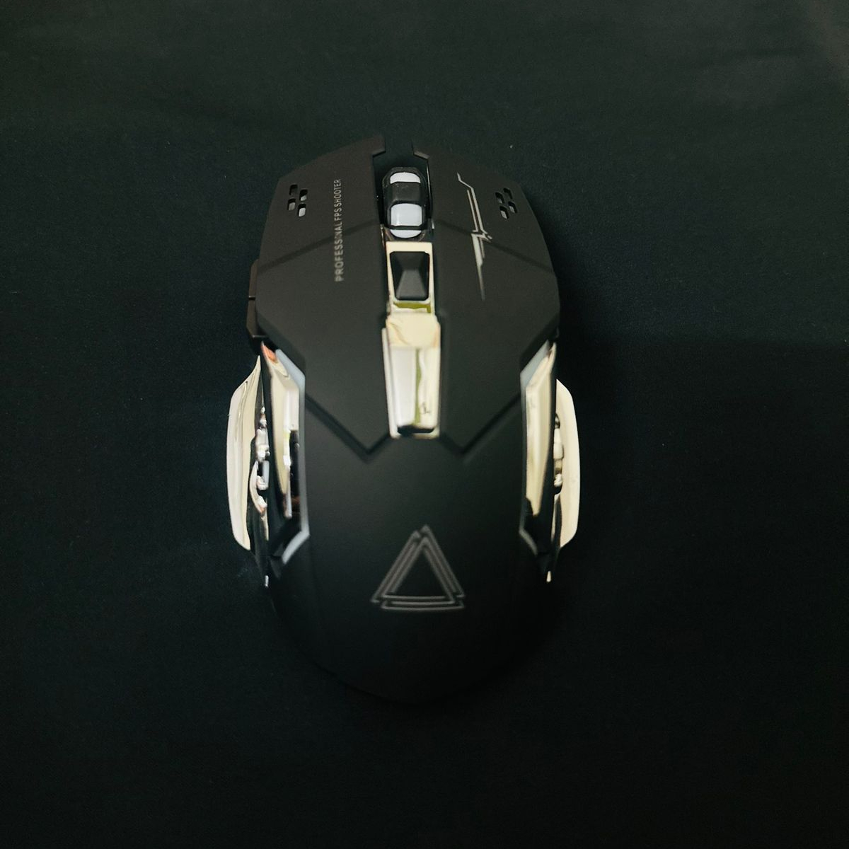 Wireless & Rechargeable Gaming Mouse LED Light Mouse - Image 5