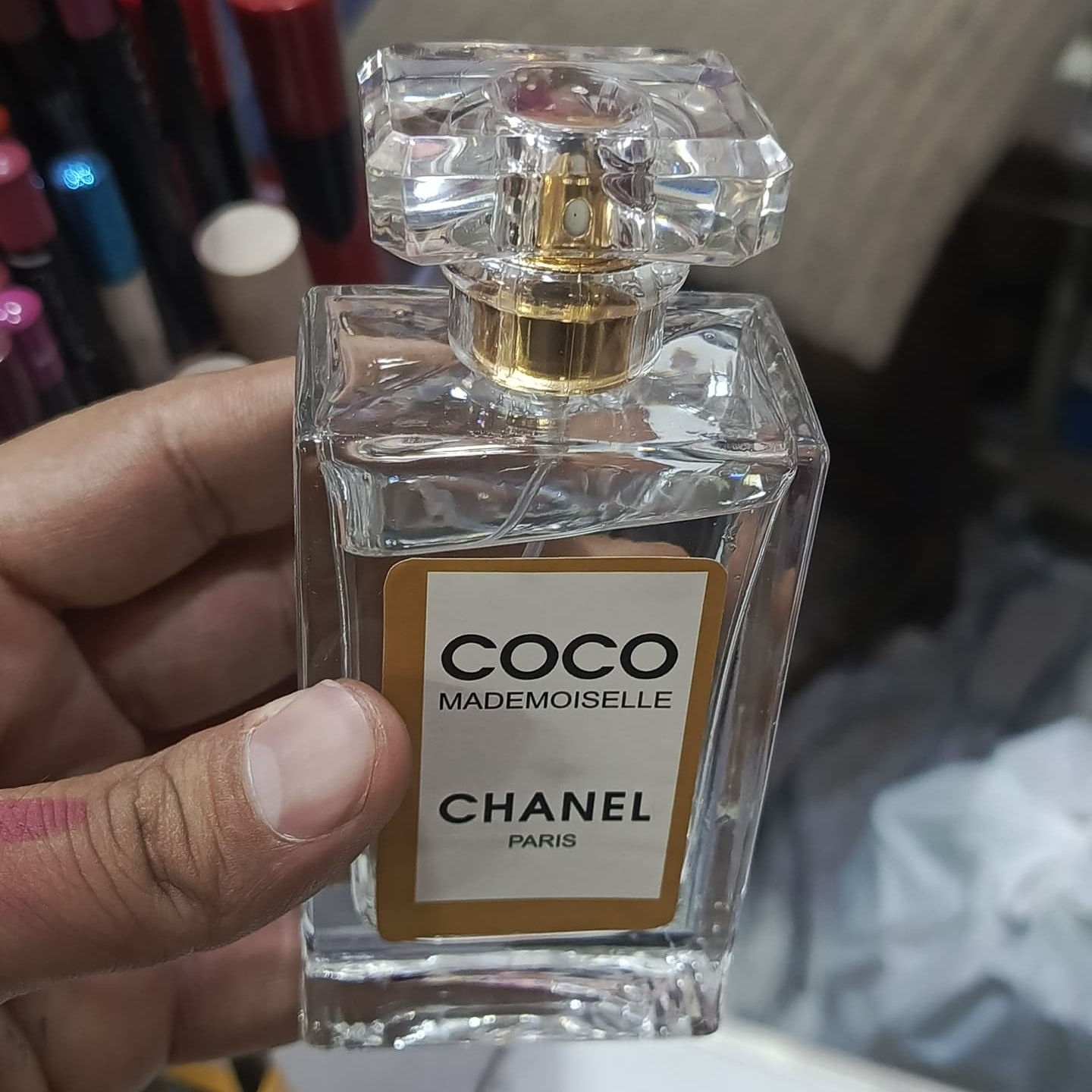 COCO MADEMOISELLE by Chanel Natural Spray Eau de Parfum Spray 3.4 oz / 100 ml - Image 5