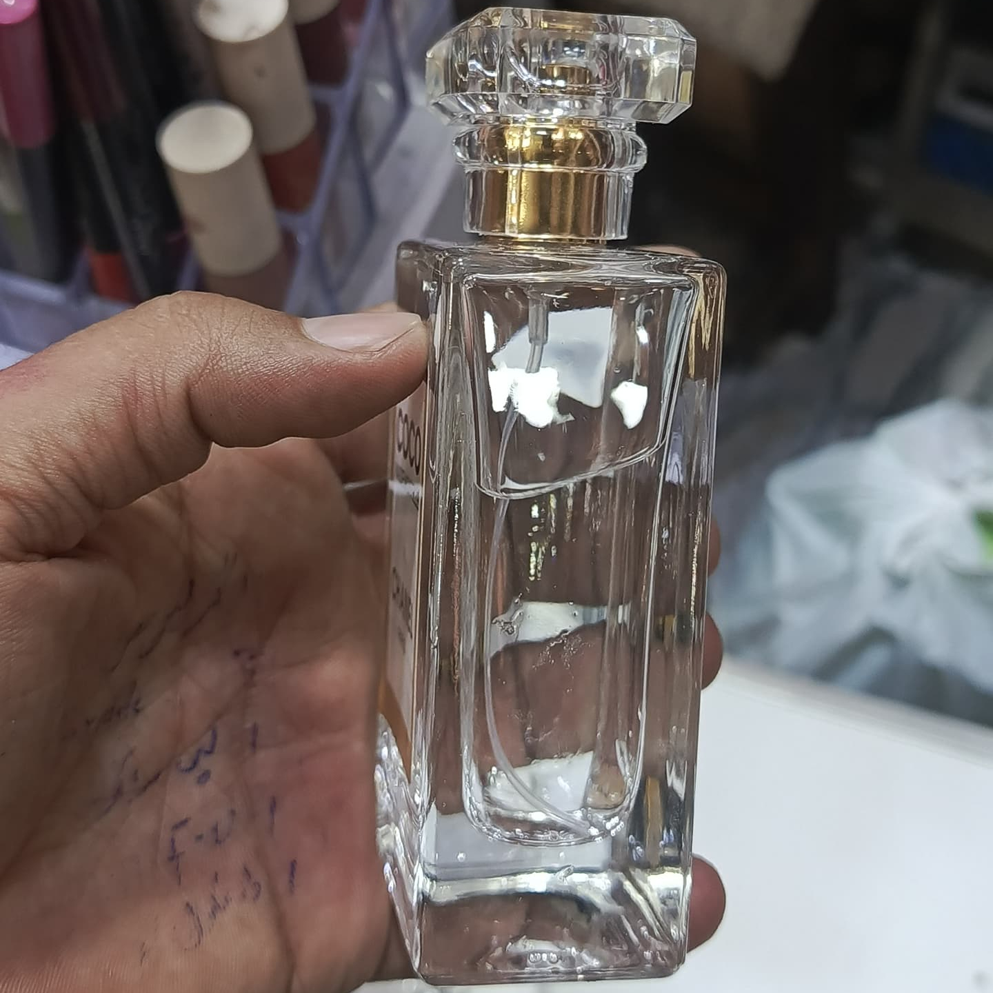 COCO MADEMOISELLE by Chanel Natural Spray Eau de Parfum Spray 3.4 oz / 100 ml - Image 4