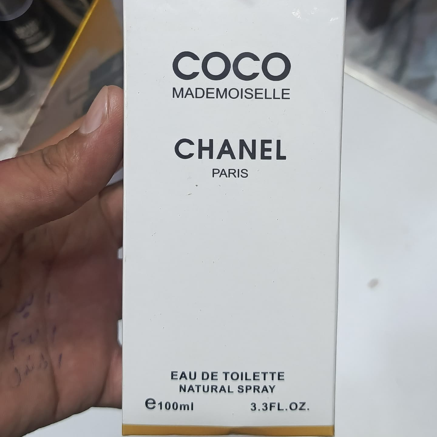 COCO MADEMOISELLE by Chanel Natural Spray Eau de Parfum Spray 3.4 oz / 100 ml - Image 2