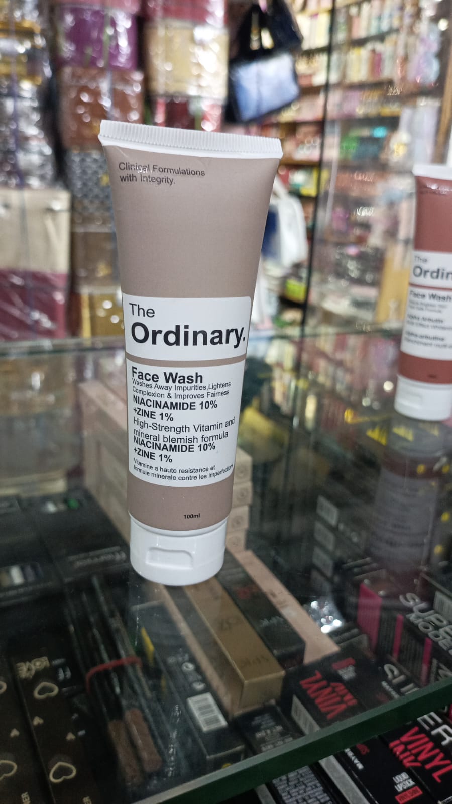 The Ordinary NIACINAMIDE 10% +ZINE 1% 100 ML Face Wash - Image 4