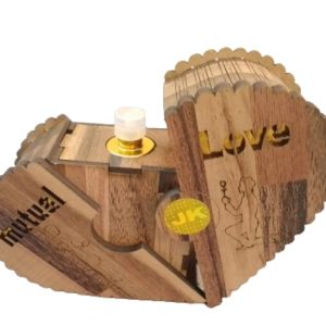 Mutual Love Unisex Eau de Parfum Long-Lasting Fragrance for Men and Women 75ml Natural Scent Blend for Everyday Elegance and Romantic Moments - Random Color