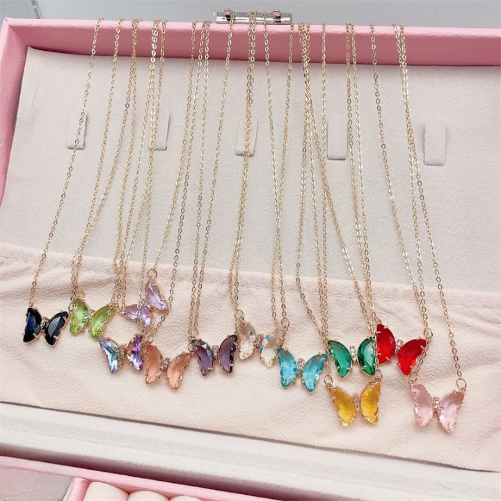Crystal Butterfly Pendant Necklace for Women Gold Chain Fashion Jewelry Gift (AWT-108)