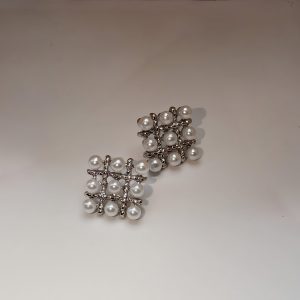 Pearl Square Korean Earrings Elegant Womens Fashion Jewelry in Silver and Golden Colors PJT-106