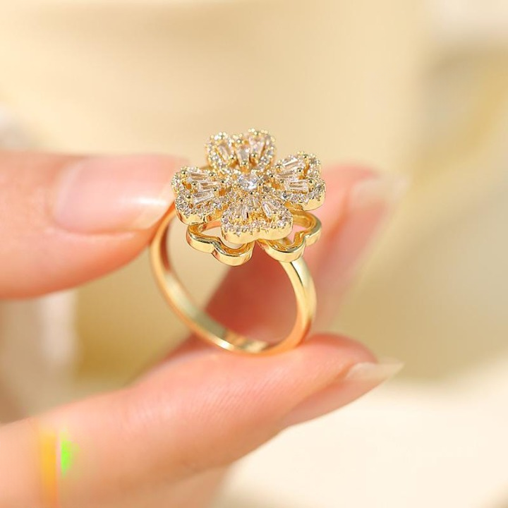 Clover Zircon Rotating Ring Elegant Adjustable Spinner Ring for Women & Girls, Silver & Golden Finish (QSJ-110)