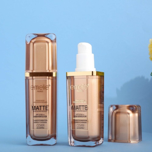 Emelie Matte Waterproof Skin Perfector with Primer  Long-Lasting, Oil-Control, SPF 15 - Shade 1 30 ML - Image 5