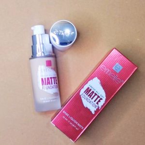 Emelie Liquid Matte Foundation Â Long-Lasting, SPF 25, 2-in-1 Coverage - Shade 1 40 ML