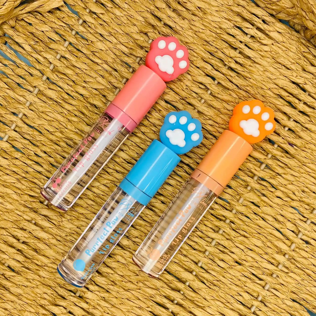 Cute Multipurpose Glitter Lip Gloss + Eyeshadow, Pack of 6 Glossy Finish, High Pigmented, Multicolor - Image 4