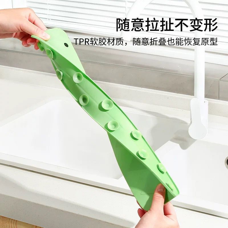 Silicone Sink Splash Guard With Suction Flexible Water Splash Stopper for Kitchen & Bathroom Faucets, Countertops & Cleaning Protection (Random Color)