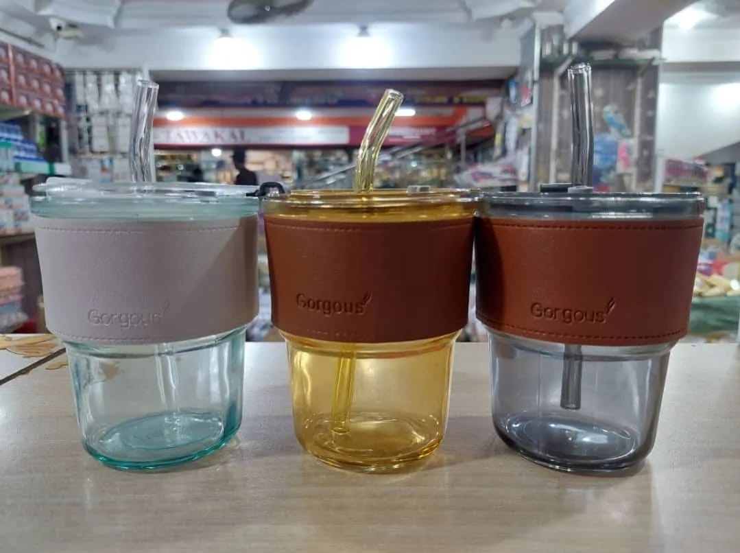 Reusable Coffee Mug with Straw Leakproof Lid & Heat-Resistant PU Leather Sleeve for Hot & Cold Drinks (300ml) - Image 5