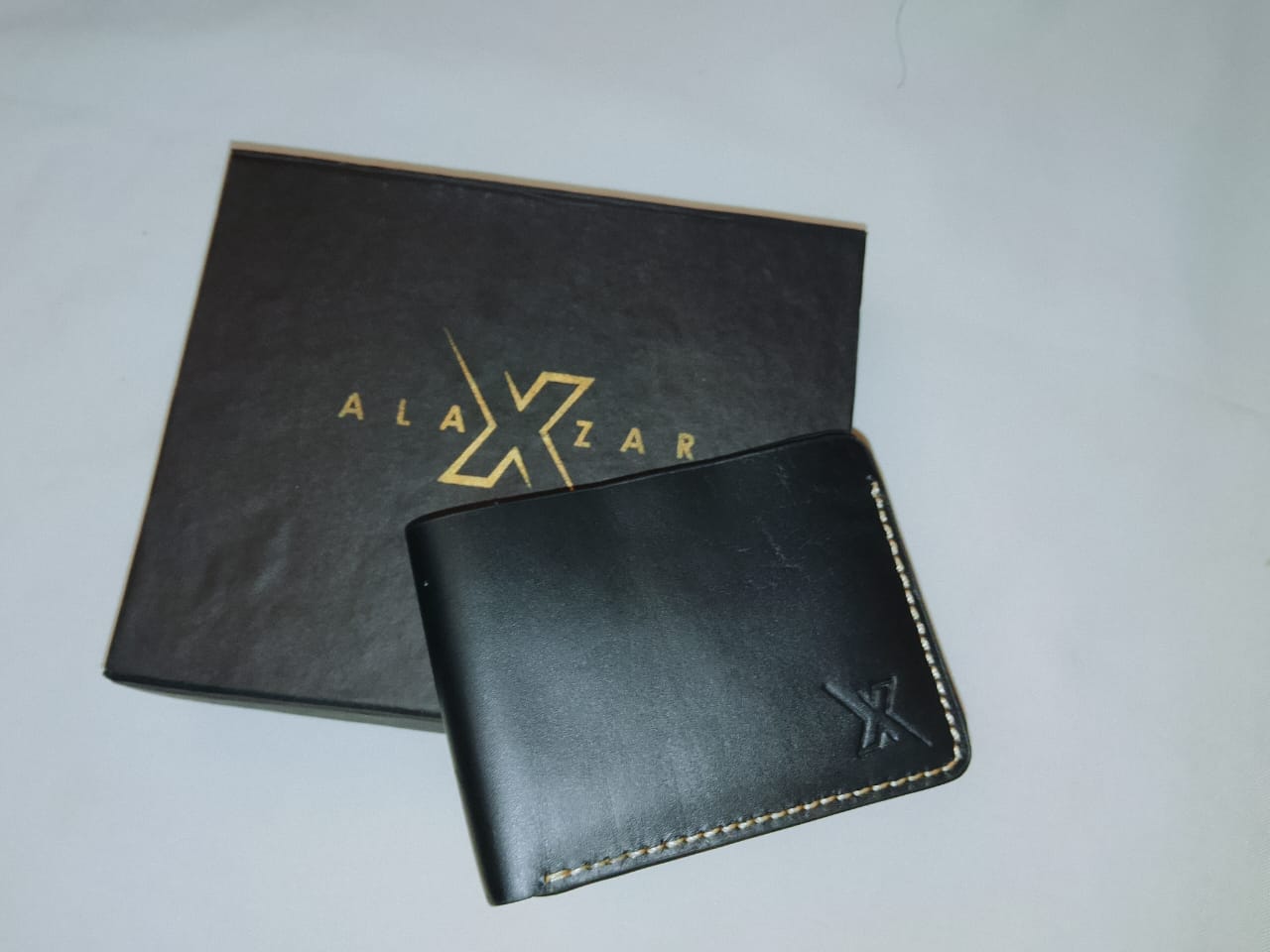 Mens Rugged Leather Wallet | Black Cow Leather | Durable & Stylish | Premium Quality - Image 5