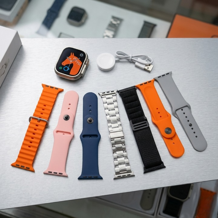 Ultra 2 Smart Watch Big 2.01 Infinite Display 7 in 1 Strap Set with Wireless Charging - Image 2