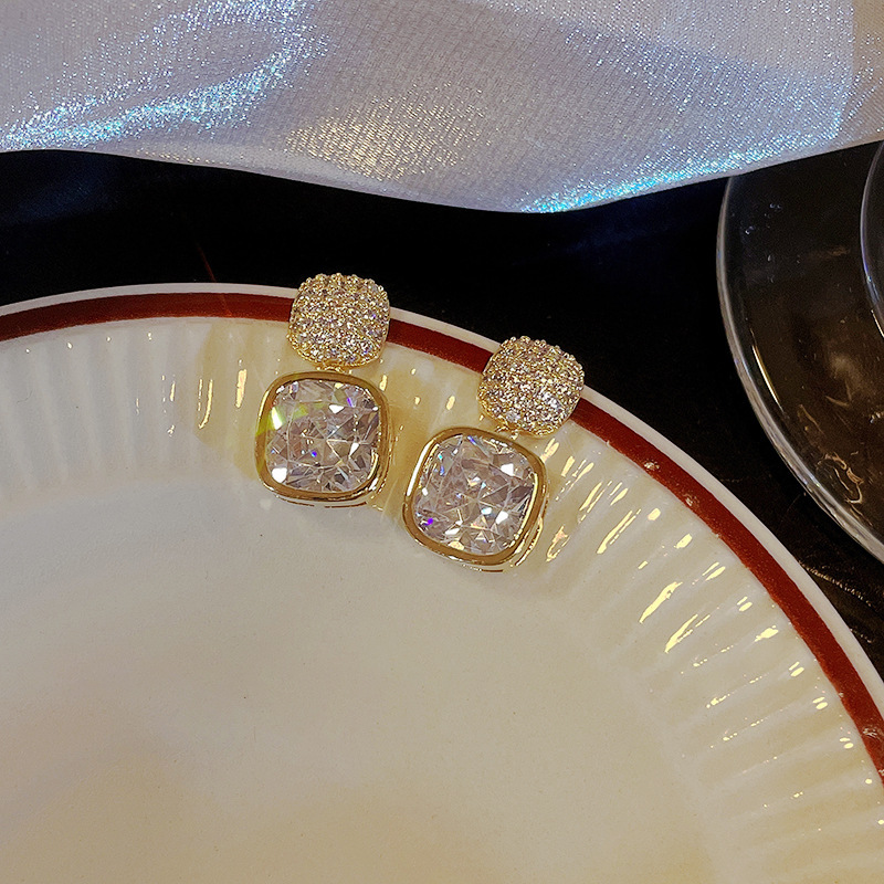 ZJE-163 Korean Zircon Crystal Earrings Elegant Design, Stylish Fashion Jewellery for Women - Image 4