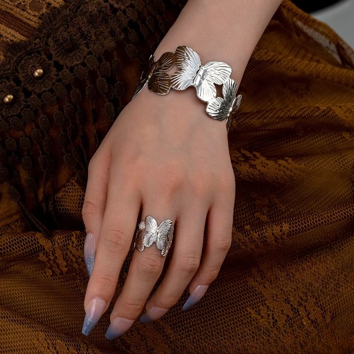 Stylish Alloy Hand Cuff Ring Set Adjustable Fashion Jewelry for Women in Silver & Golden (SKU: QST-166) - Image 3