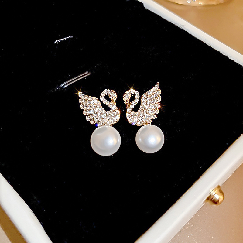 ZJE-911 Swan Pearl Earrings Elegant Korean Style Jewellery , Stylish Accessory for Women - Image 5