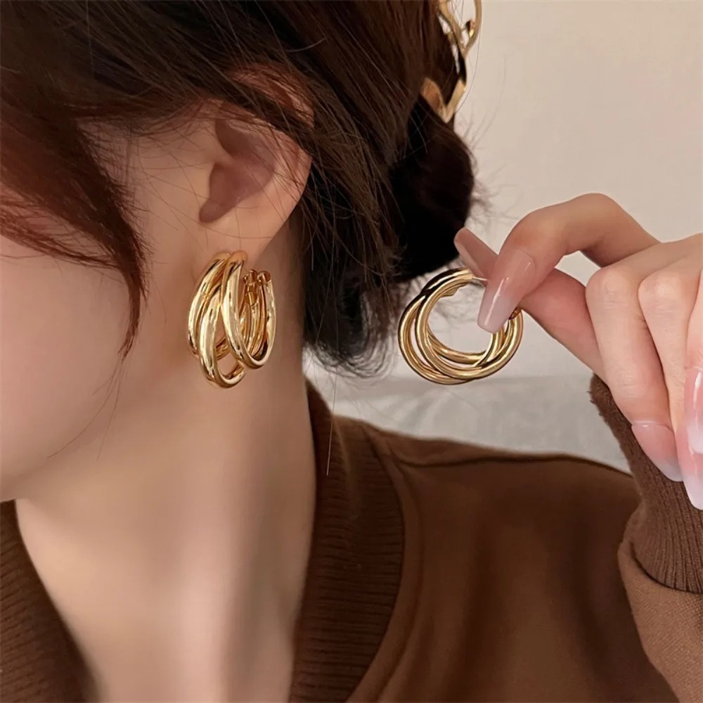 Punk Oval Hoop Earrings Metallic Geometric Ear Buckle Minimalist Style U-shaped Daily Life Earring Accessories For Women Round Piercing Jewelry Gift - Image 3