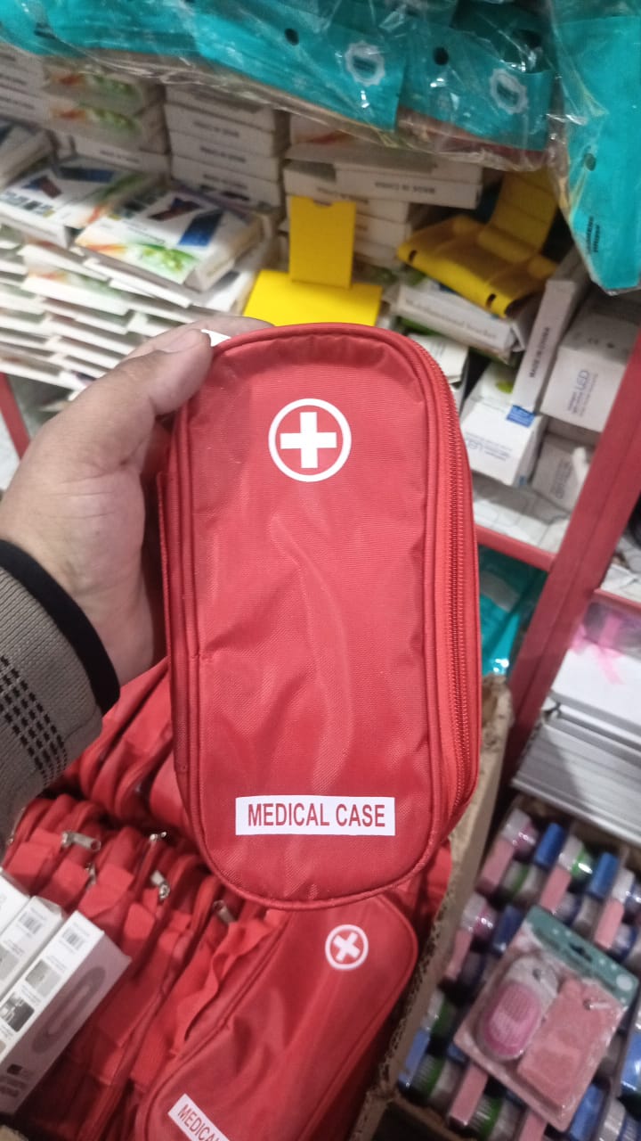 Compact Multi-Purpose First Aid & Emergency Travel Pouch Set - Image 4