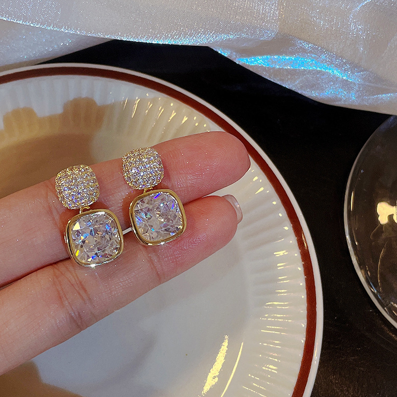 ZJE-163 Korean Zircon Crystal Earrings Elegant Design, Stylish Fashion Jewellery for Women - Image 2