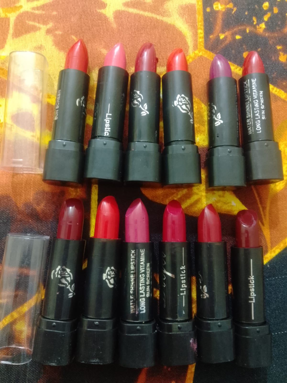 Daily Use Liquid Lipstick Set | Vibrant Red Shade Smooth, Long-Lasting, and Comfortable for Everyday Wear - Image 2