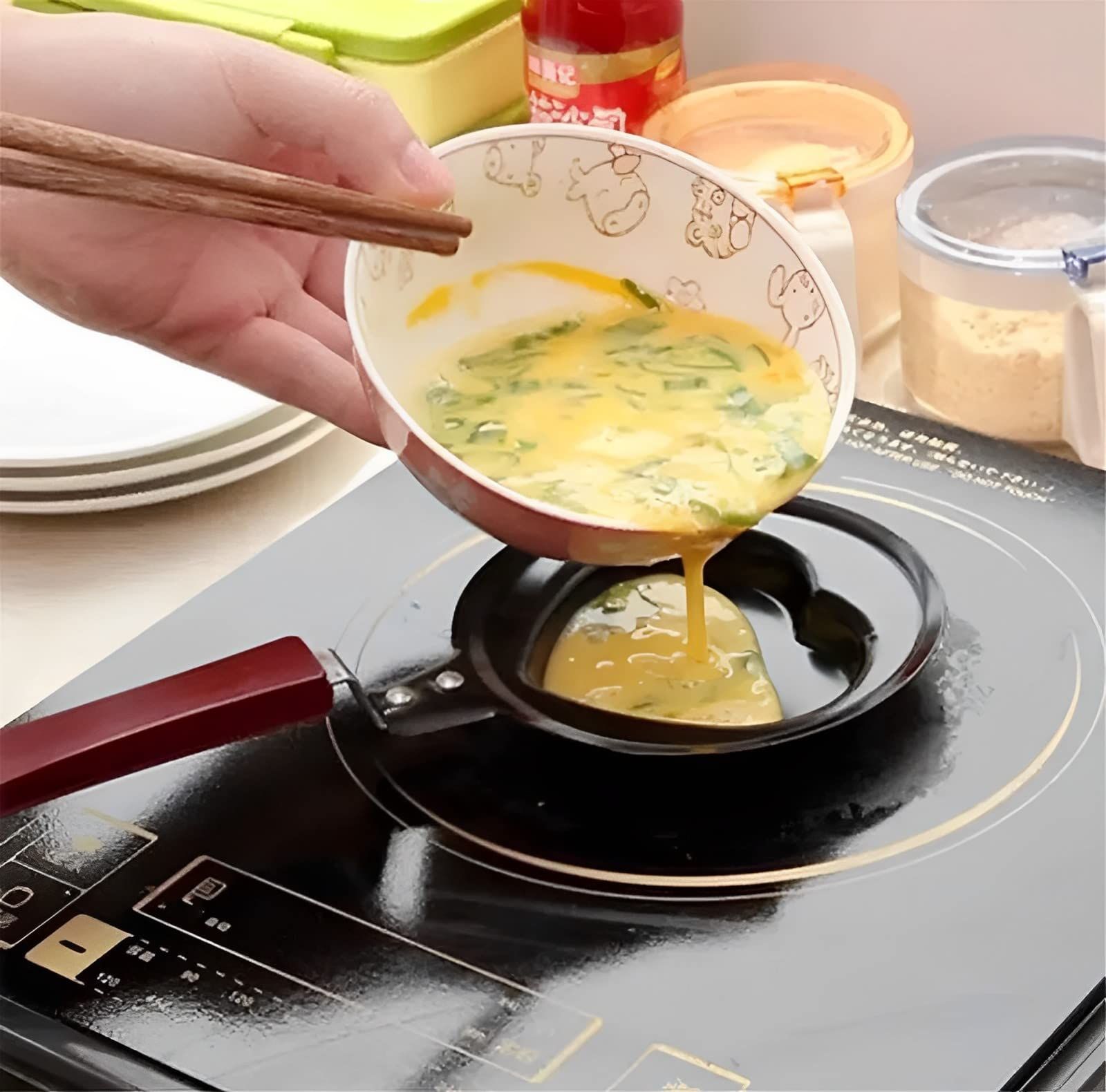Creative Mini Nonstick Egg Frying Pan Heart, Flower, Star & Fruit Shaped Egg Mold (Random Design) - Image 3