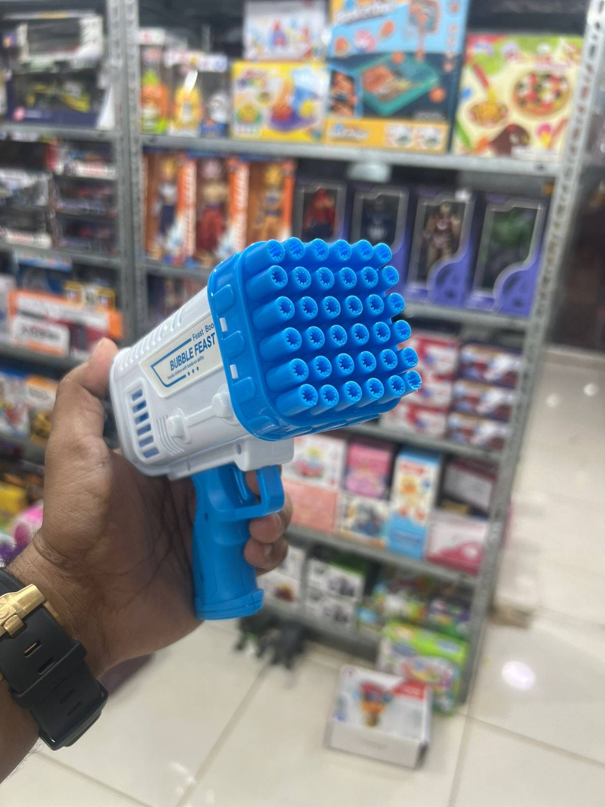Bubble Bazooka Pro: Electric 2-In-1 Rocket Bubble Gun Fast Bubbles For Parties, Beach & Backyard Fun - Image 2