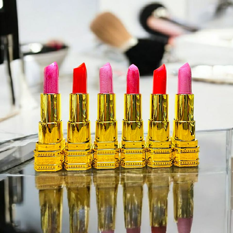 Matte Velvet Lipstick Set Of 6 Richly Pigmented Multicolor Shades With Soft, Creamy Texture And Long-Lasting Wear For Elegant And Bold Lips