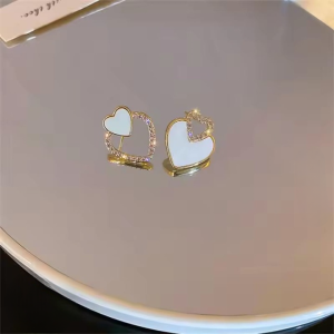 PJT-987 Beautifull Korean Heart Shape Zircon Earrings for Women Sparkling Black & White Crystal Studs, Fashion Jewelry Gift for Everyday Wear and Special Occasions