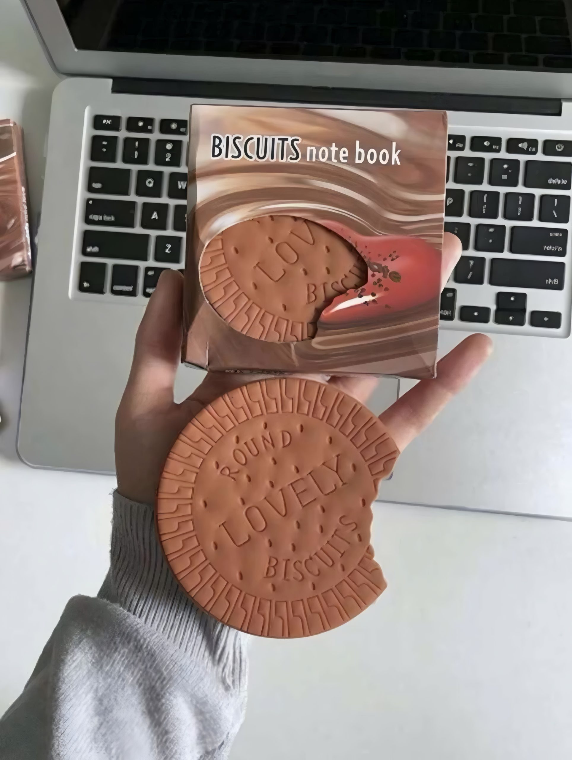 Biscuit Shaped Notebook 80 Pages Round Steno Pad for Students, Artists & Kids Fun Chocolate Biscuit Design, Portable Memo Notepad for Notes, Sketching, Doodling & Creative Writing - Image 3