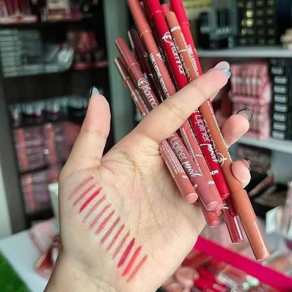 Flormar Perfect Lipliner Long-Lasting & Intense Color | Smooth Application | Pack of 12 Shades - Image 5