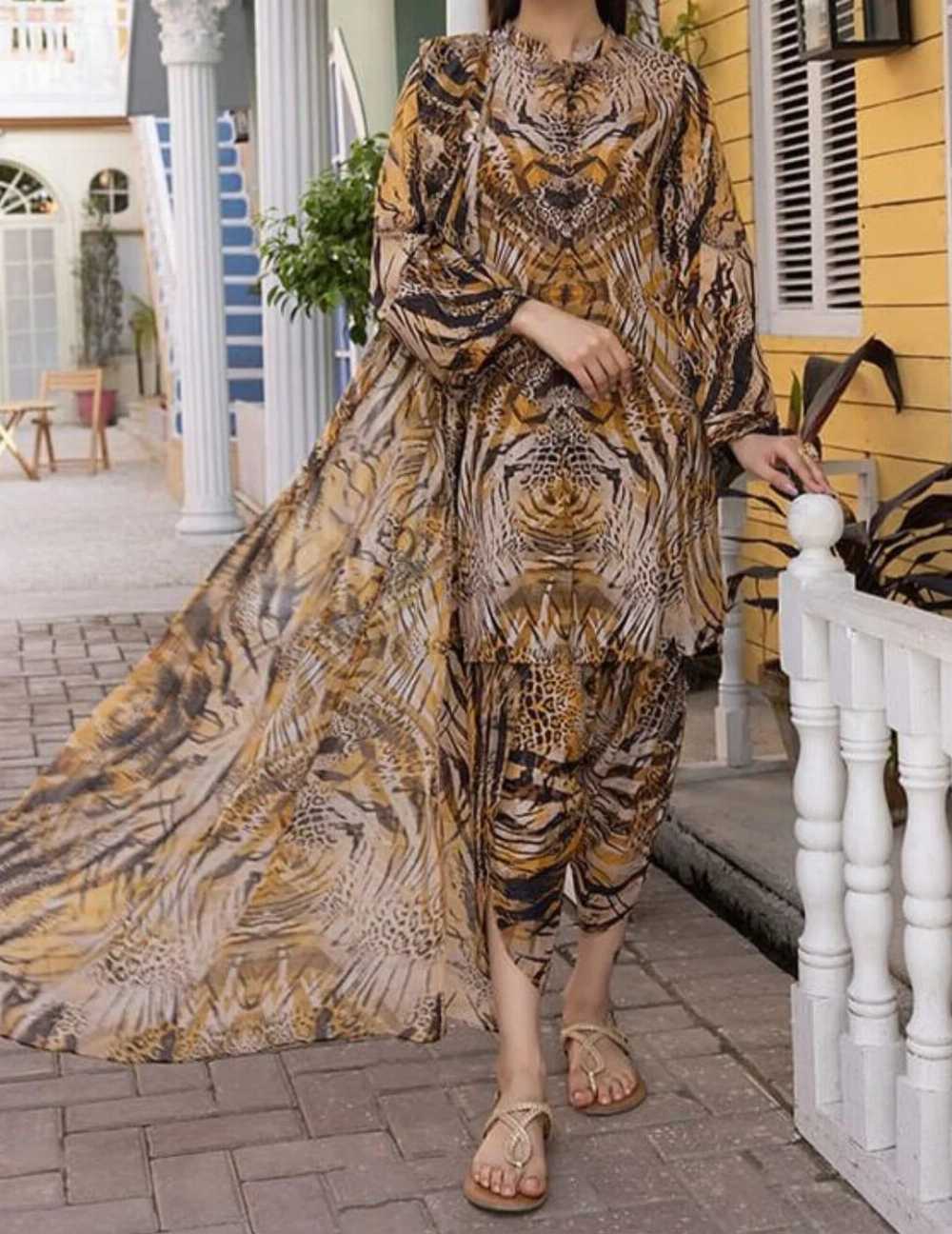 Digital Printed 3 Piece Swiss Lawn Suit with Organza Dupatta – Collection 01 | Unstitched Women's Summer Dress - Image 4
