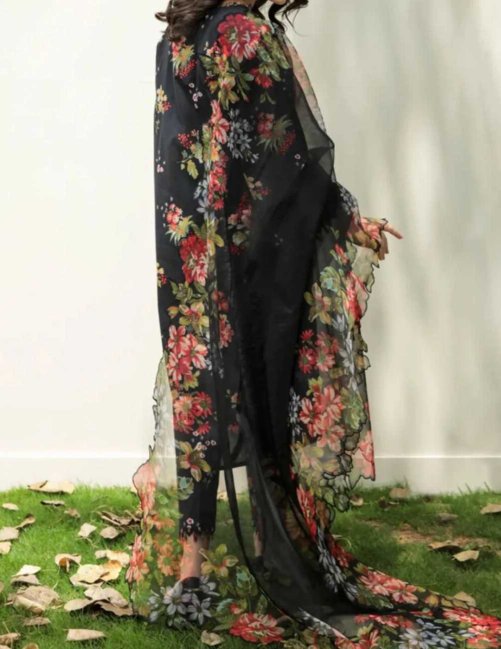 Digital Printed 3 Piece Swiss Lawn Suit with Organza Dupatta – Collection 01 | Unstitched Women's Summer Dress - Image 4