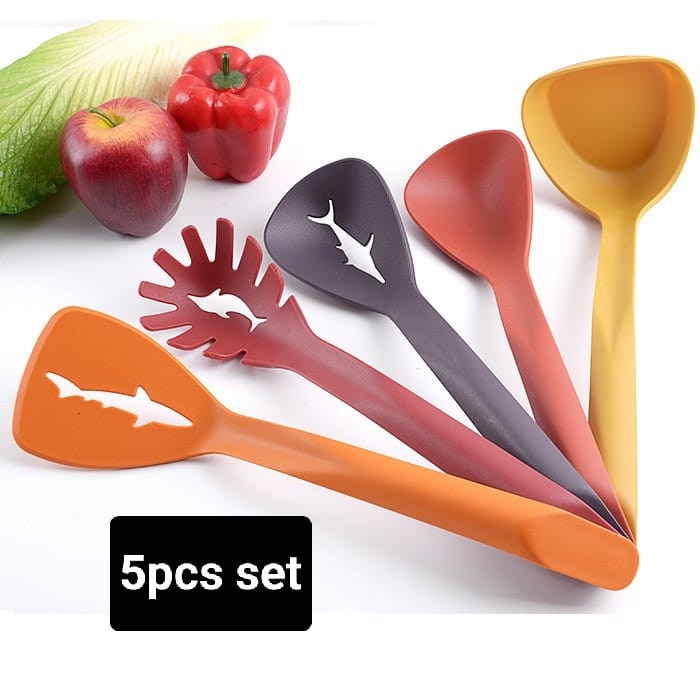 5 In 1 Spoon Set Durable Quality Stylish Design Easy To Use Perfect Choice For Kitchen (Plastic) - Image 3