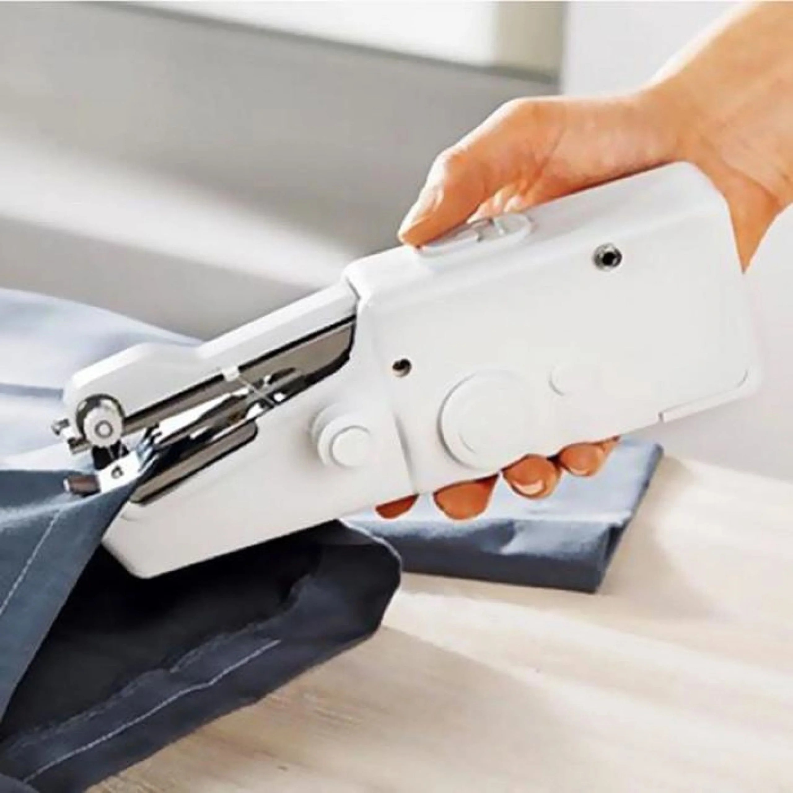 Handy Stitch Portable Cordless Sewing Machine Quick Repairs On All Fabrics Best Quality - Image 3