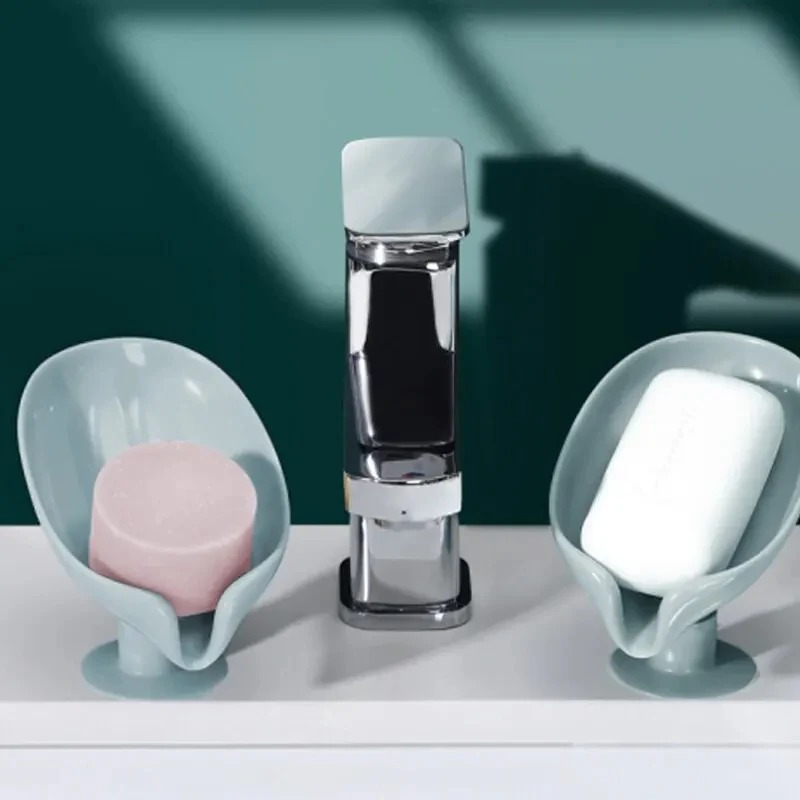 Leaf-Shape Self-Draining Soap Holder Decorative 45° Slanted Hydraulic Soap Dish with Suction Base (Random Color) - Image 3