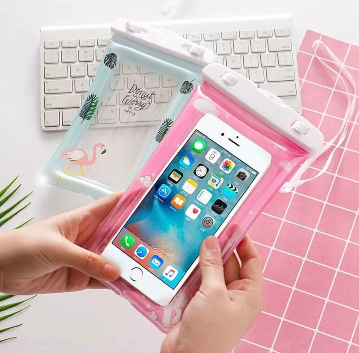 Universal Waterproof Mobile Phone Pouch | Durable & Safe (Random Colour) - Image 4