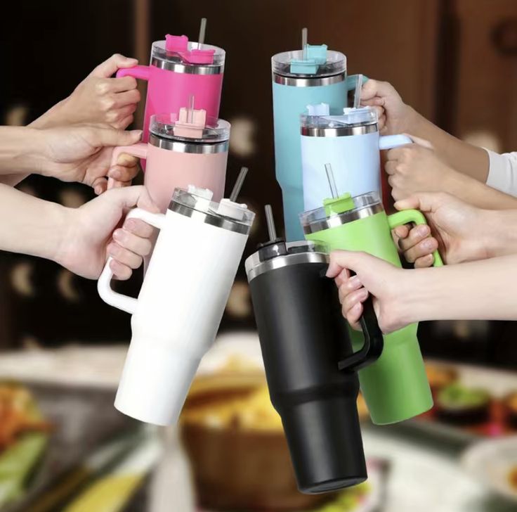 Premium Simple Tumbler 40oz Elegant Stainless Steel Hot & Cold Cup (Random Color) - Image 3