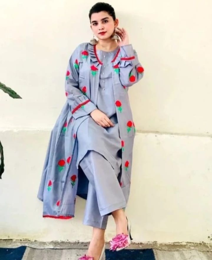 Silk Fancy Gown 3pc - Image 2