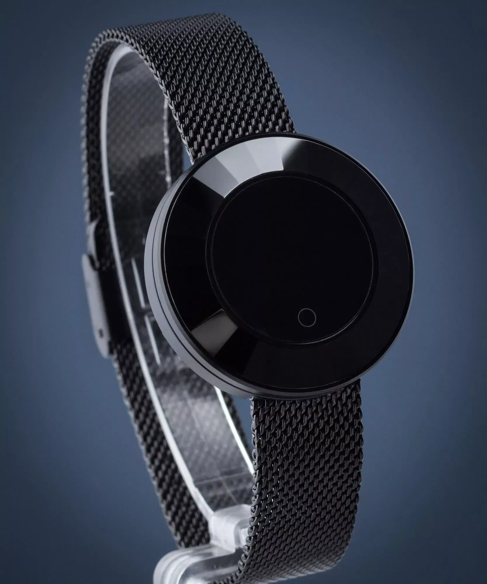 Ladies Smart Watch with Mesh Strap Stylish Digital Wristwatch - Image 4