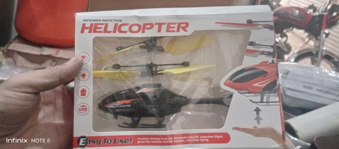 Infrared Induction Helicopter - Intelligent Hand Induction Flying Toy with USB Charging - Image 4