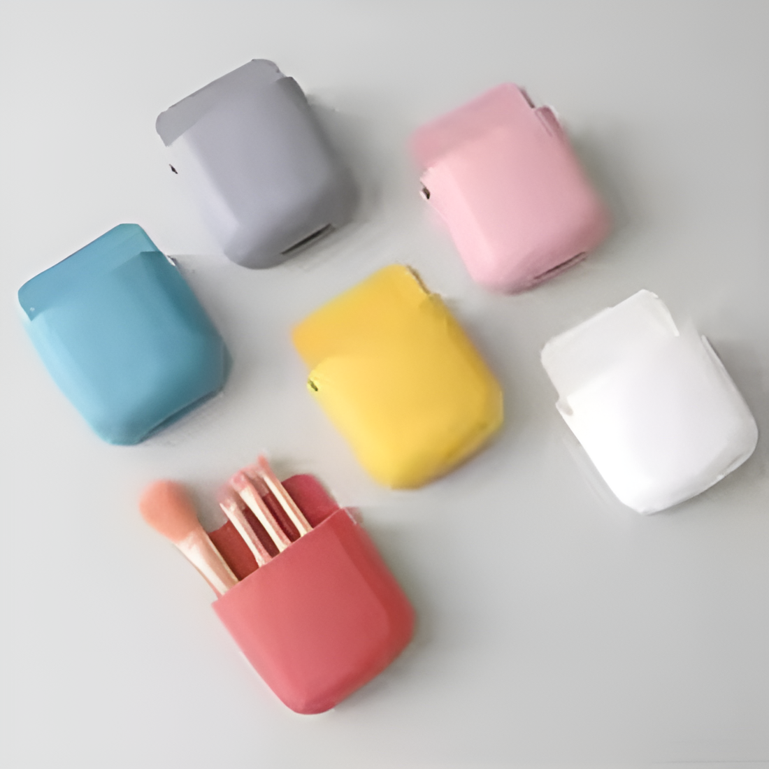 1 Pcs U Shape Wall Mounted Mobile And Remote Holder - Image 4